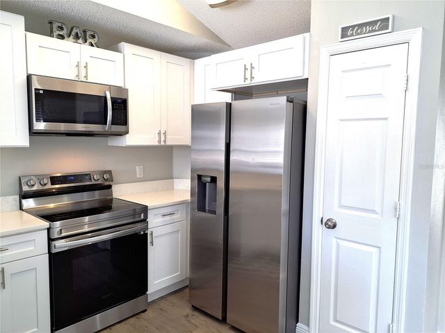 10318 CRYSTAL POINT DRIVE, Orlando, FL 32825