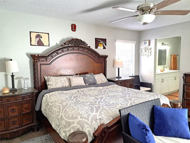 10318 CRYSTAL POINT DRIVE, Orlando, FL 32825