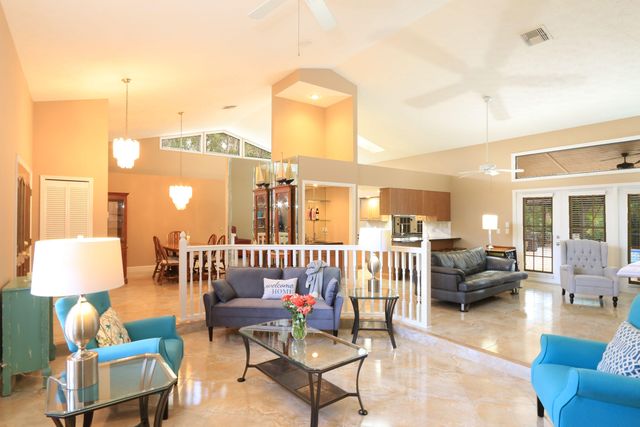 1118 SW Forest Hill Cove, Port St. Lucie, Port St Lucie, FL 34986