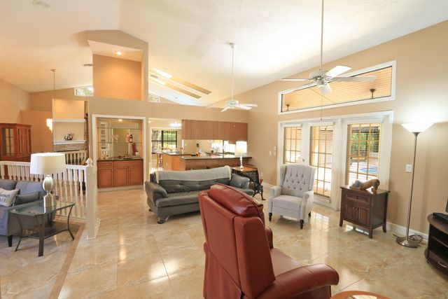 1118 SW Forest Hill Cove, Port St. Lucie, Port St Lucie, FL 34986