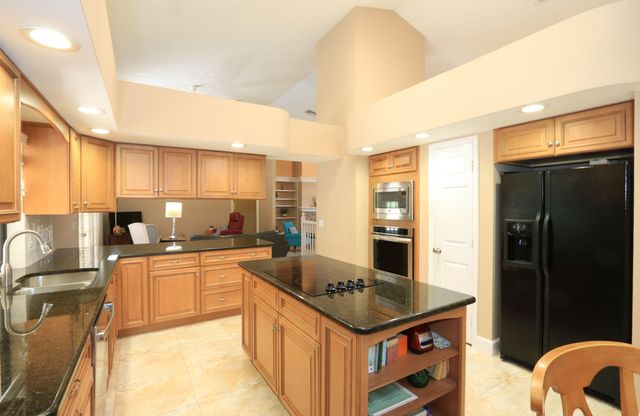 1118 SW Forest Hill Cove, Port St. Lucie, Port St Lucie, FL 34986