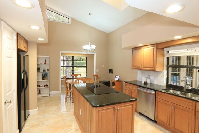 1118 SW Forest Hill Cove, Port St. Lucie, Port St Lucie, FL 34986