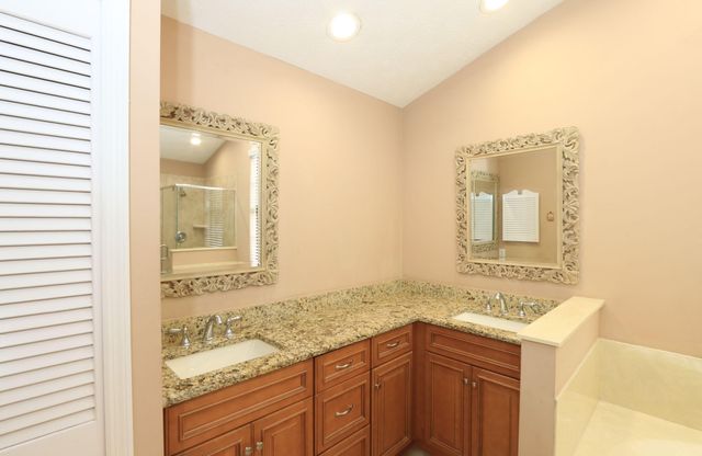 1118 SW Forest Hill Cove, Port St. Lucie, Port St Lucie, FL 34986