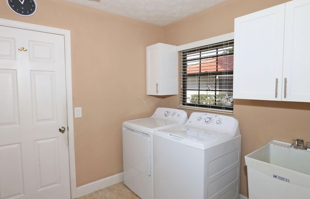 1118 SW Forest Hill Cove, Port St. Lucie, Port St Lucie, FL 34986