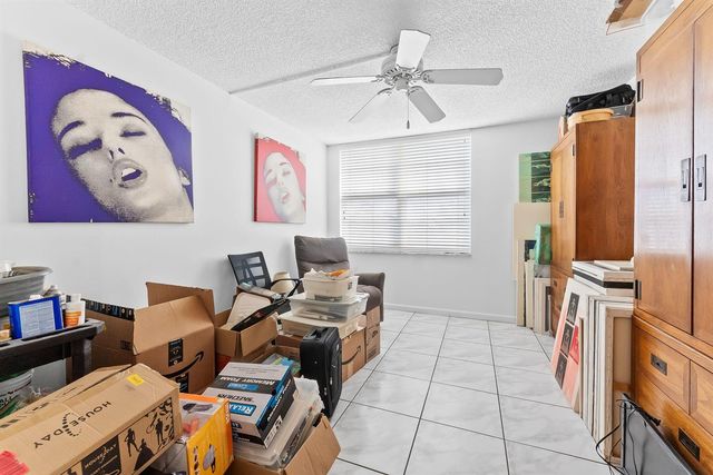 9451 Evergreen Place 404, Davie, FL 33324