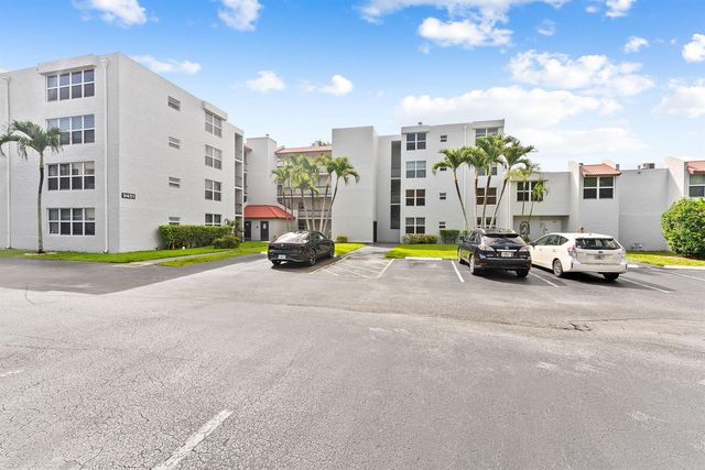 9451 Evergreen Place 404, Davie, FL 33324