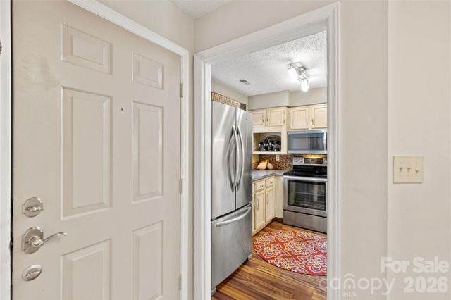 2508 Stradbrook Drive B, Charlotte, NC 28210