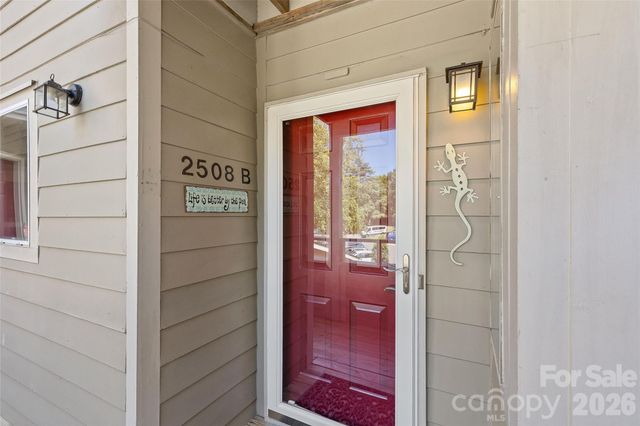 2508 Stradbrook Drive B, Charlotte, NC 28210