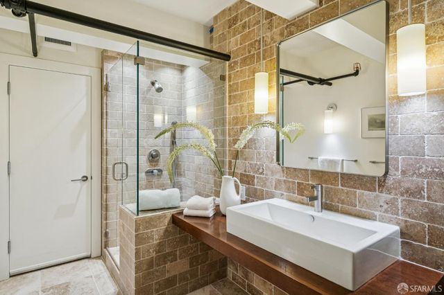 355 Bryant Street 109, San Francisco, CA 94107