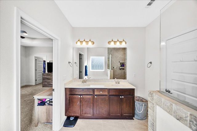 3030 Crown Creek Circle, Crestview, FL 32539