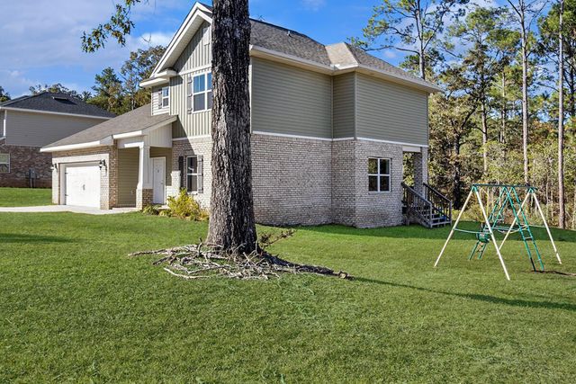 3030 Crown Creek Circle, Crestview, FL 32539