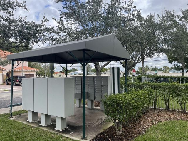 8831 S Isles Cir 8831, Tamarac, FL 33321