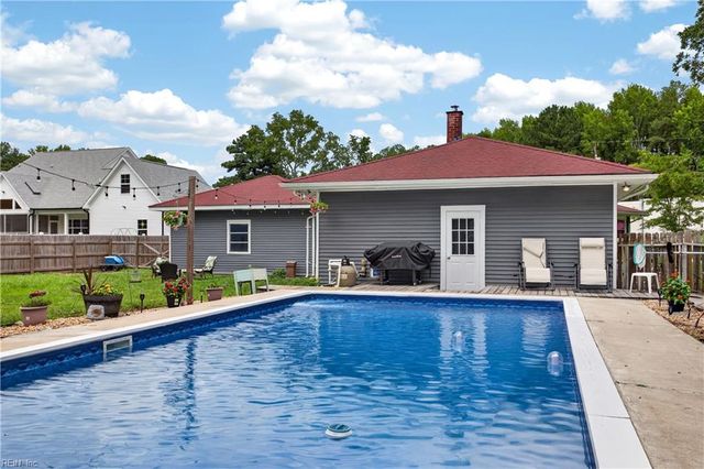 2829 Forehand DR, Chesapeake, VA 23323