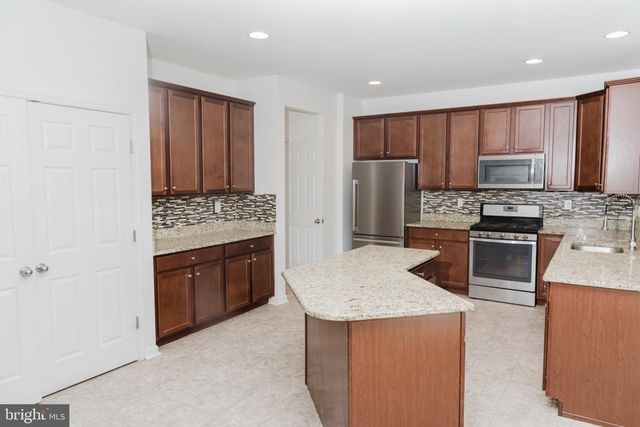 643 YENSID DR, Middletown, DE 19709