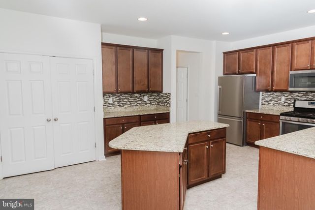 643 YENSID DR, Middletown, DE 19709