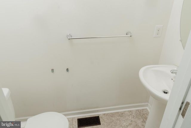 643 YENSID DR, Middletown, DE 19709