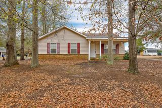 174 Joe Walading Drive, Midland City, AL 36350