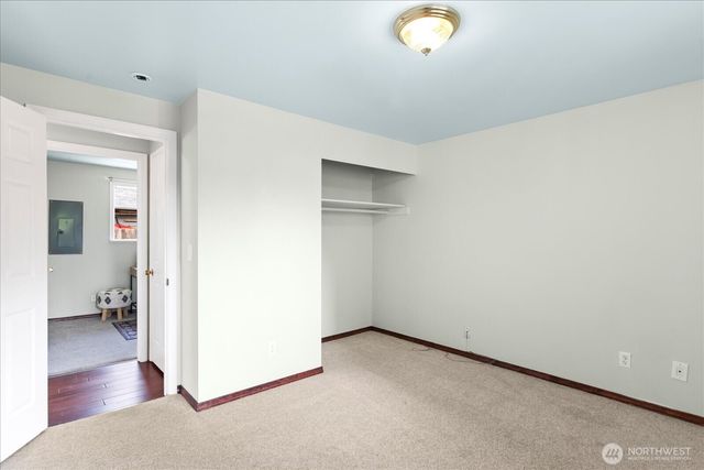 2111 201st Place SW, Lynnwood, WA 98036