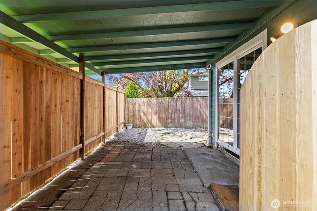 2111 201st Place SW, Lynnwood, WA 98036