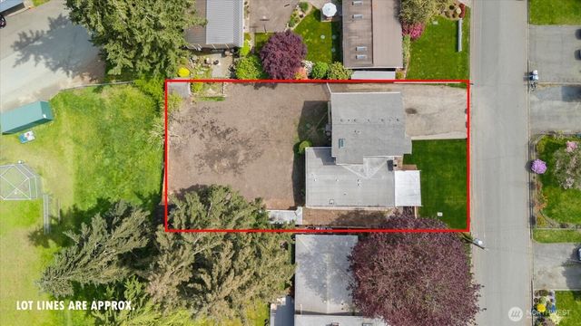 2111 201st Place SW, Lynnwood, WA 98036
