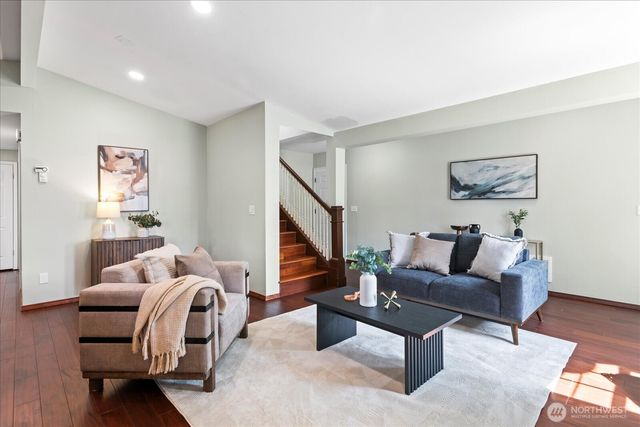 2111 201st Place SW, Lynnwood, WA 98036