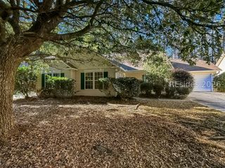 81 Bridgewater Dr, Bluffton, SC 29910