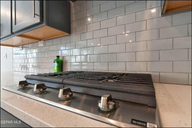 2232 Sandstone Place, El Paso, TX 79911