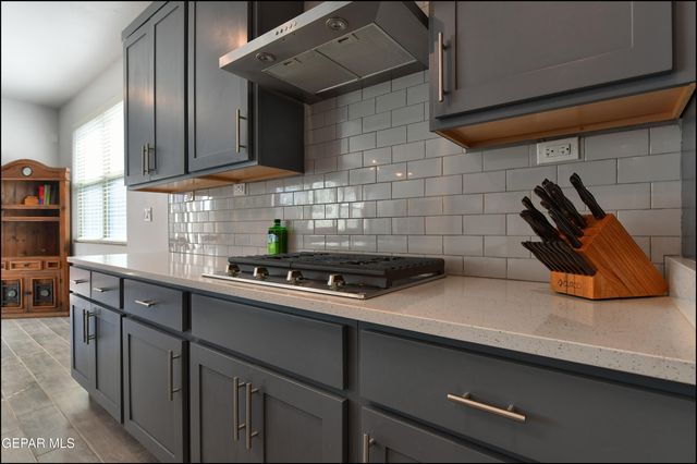 2232 Sandstone Place, El Paso, TX 79911