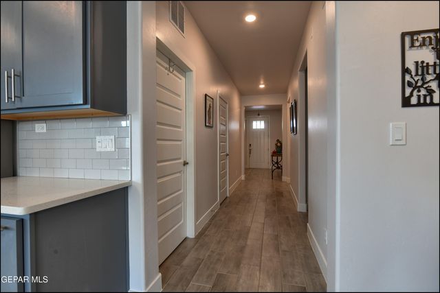 2232 Sandstone Place, El Paso, TX 79911