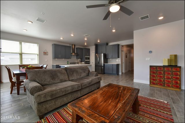 2232 Sandstone Place, El Paso, TX 79911