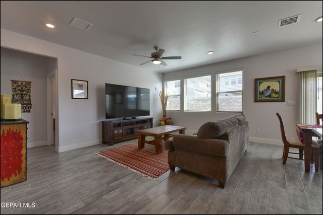 2232 Sandstone Place, El Paso, TX 79911