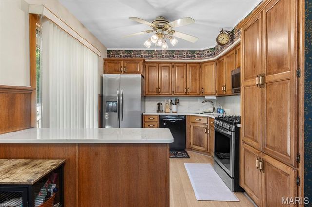 67 Cheshire Drive, Belleville, IL 62223