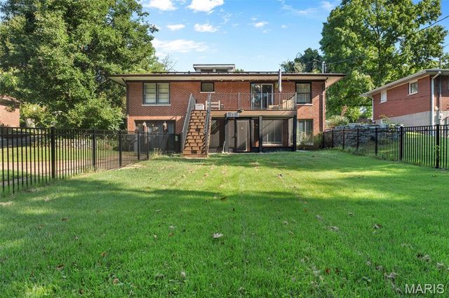 67 Cheshire Drive, Belleville, IL 62223
