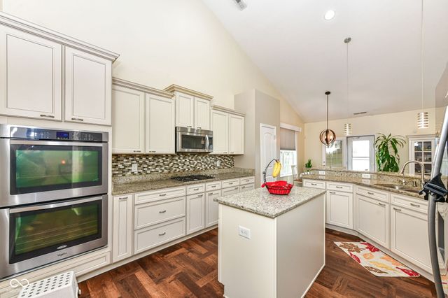 12374 Wolverton Way, Fishers, IN 46037