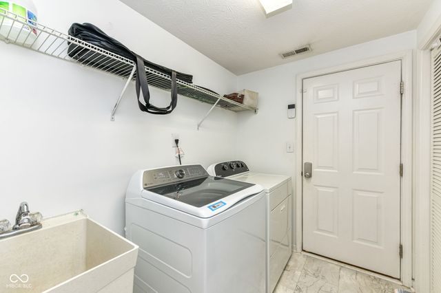 12374 Wolverton Way, Fishers, IN 46037