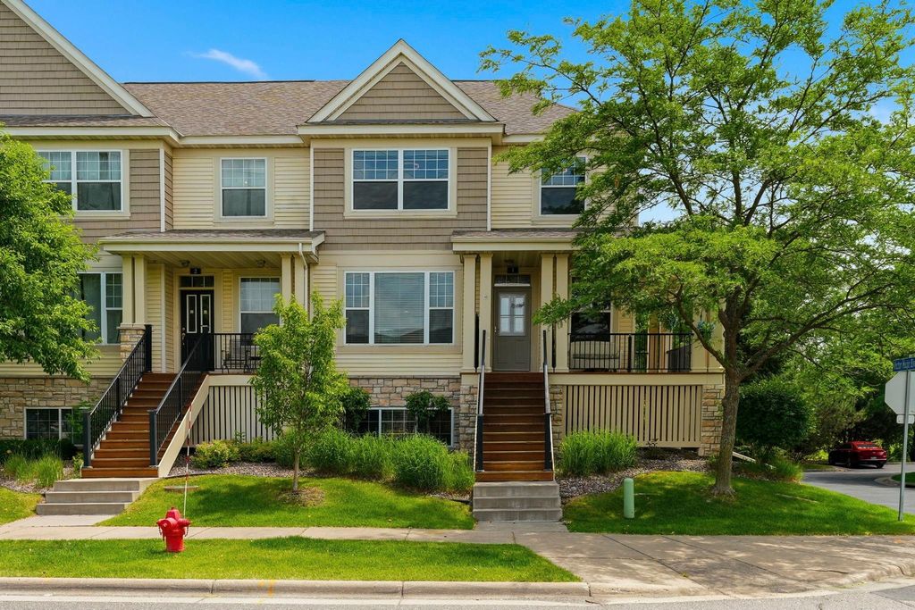14623 Victor Hugo Boulevard N 1, Hugo, MN 55038 — exterior