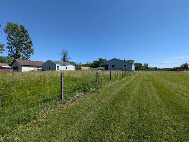 41386 Schadden Road, Elyria, OH 44035