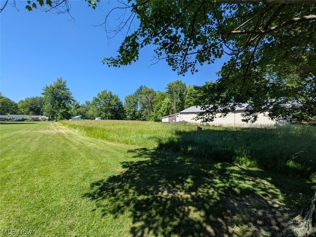 41386 Schadden Road, Elyria, OH 44035