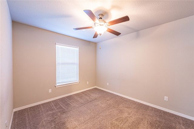 4628 W Croft Drive, Fayetteville, AR 72704