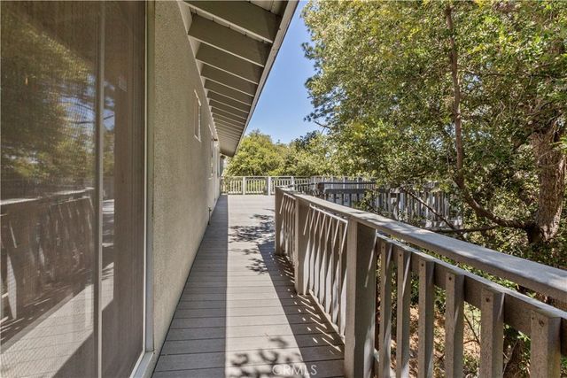 5215 Lone Pine Canyon Drive, Wrightwood, CA 92397