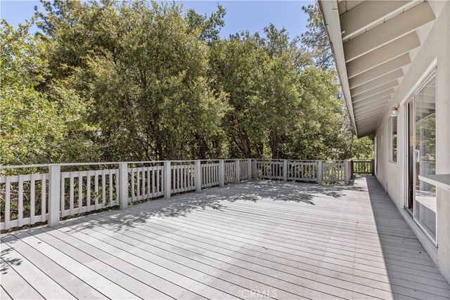 5215 Lone Pine Canyon Drive, Wrightwood, CA 92397