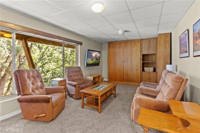 5215 Lone Pine Canyon Drive, Wrightwood, CA 92397