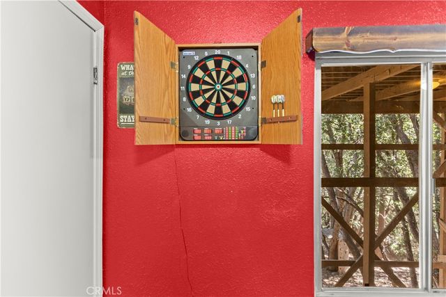 5215 Lone Pine Canyon Drive, Wrightwood, CA 92397