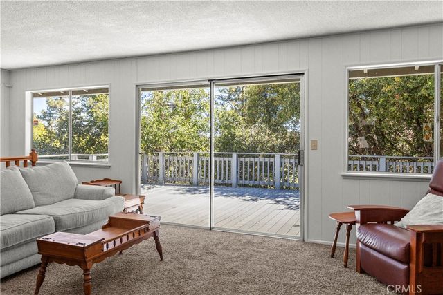 5215 Lone Pine Canyon Drive, Wrightwood, CA 92397