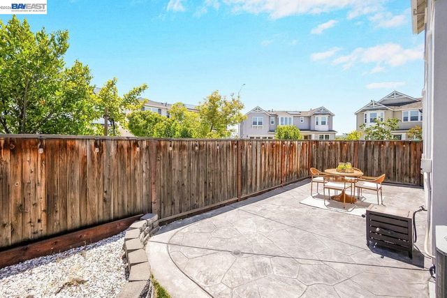 8315 Bluff Way, Newark, CA 94560