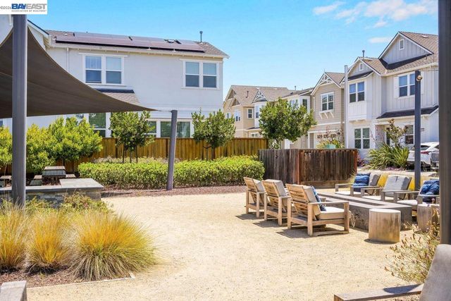 8315 Bluff Way, Newark, CA 94560
