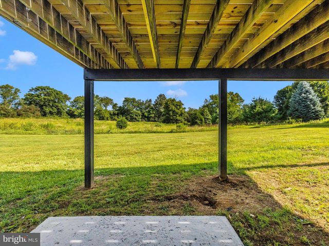 79 CHANDLER DR, Shepherdstown, WV 25443