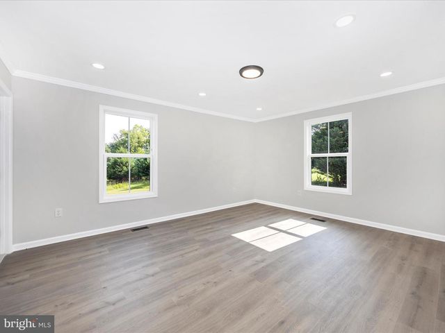 79 CHANDLER DR, Shepherdstown, WV 25443