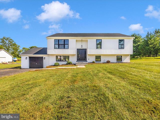 79 CHANDLER DR, Shepherdstown, WV 25443