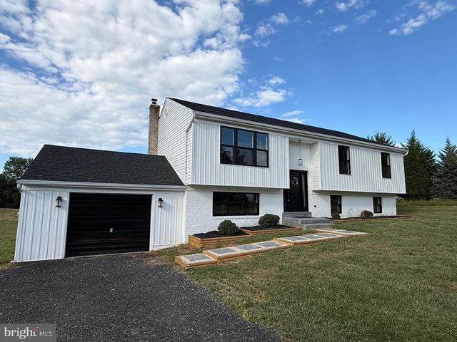 79 CHANDLER DR, Shepherdstown, WV 25443